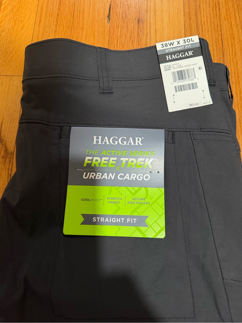 Haggar Men's lead Free Trek Cargo Pants - Straight Fit 38x30 NWT